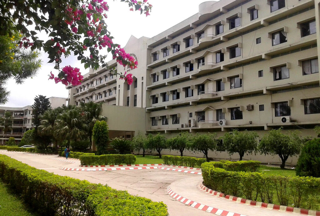 jahurul islam medical college bangladesh